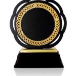 Wooden Memento under 550